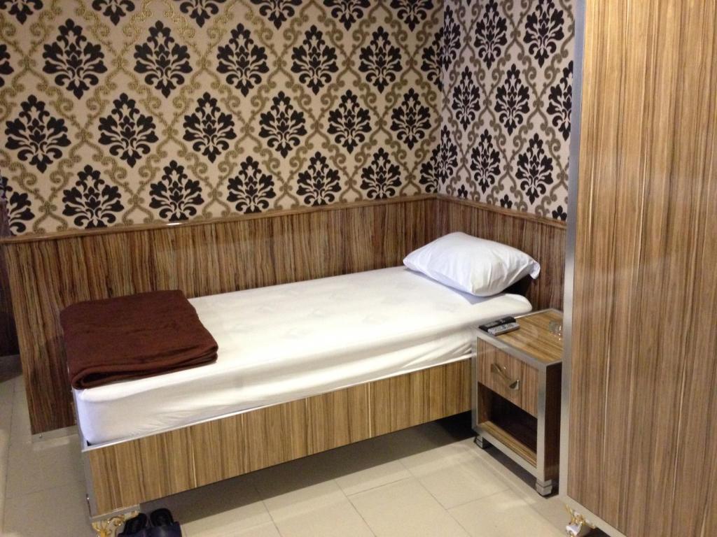 Istiklal Hotel Шанлыурфа Экстерьер фото