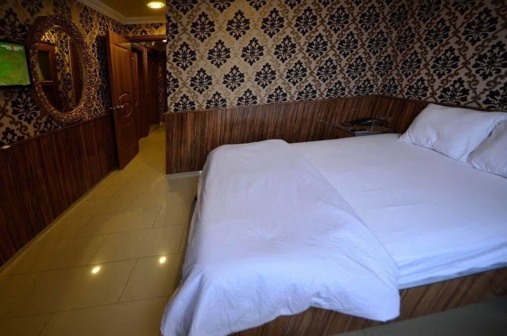 Istiklal Hotel Шанлыурфа Экстерьер фото