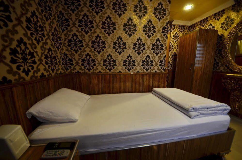 Istiklal Hotel Шанлыурфа Экстерьер фото